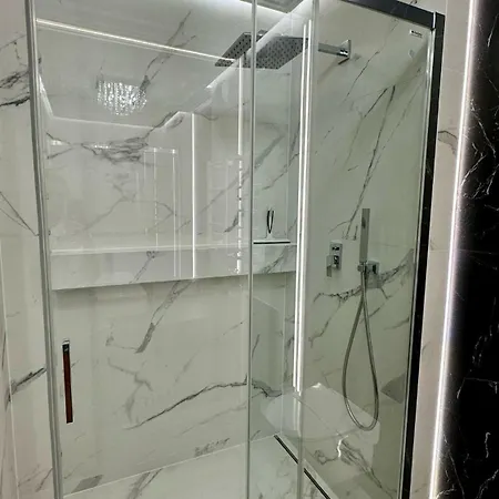 Gray Z Bezposrednim Widokiem Na Morze- Nadmorski Luksus Apartment