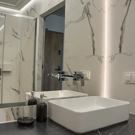 아파트 Gray Z Bezposrednim Widokiem Na Morze- Nadmorski Luksus